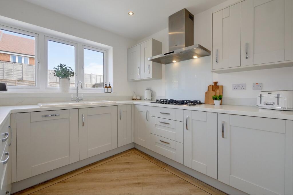 House in Wealden, Roebuck Park, Hellingly - View 5