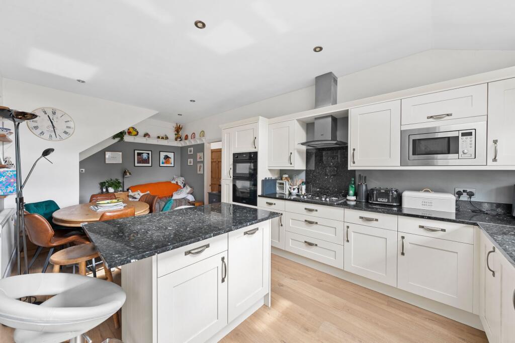 House in Harrogate, Starbeck - More