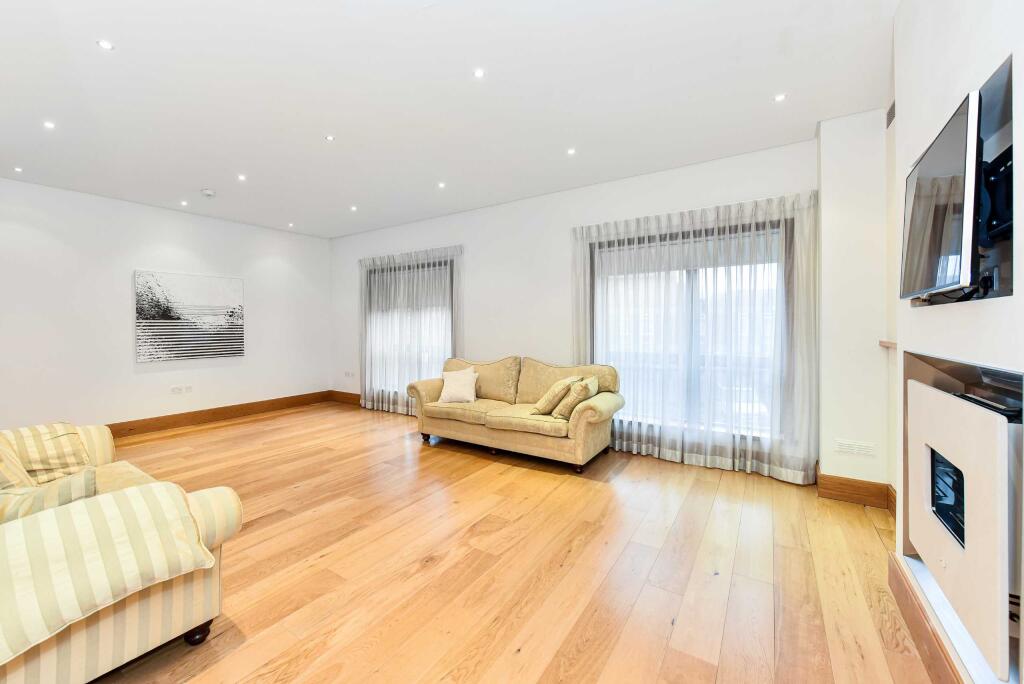 House in London - View 5