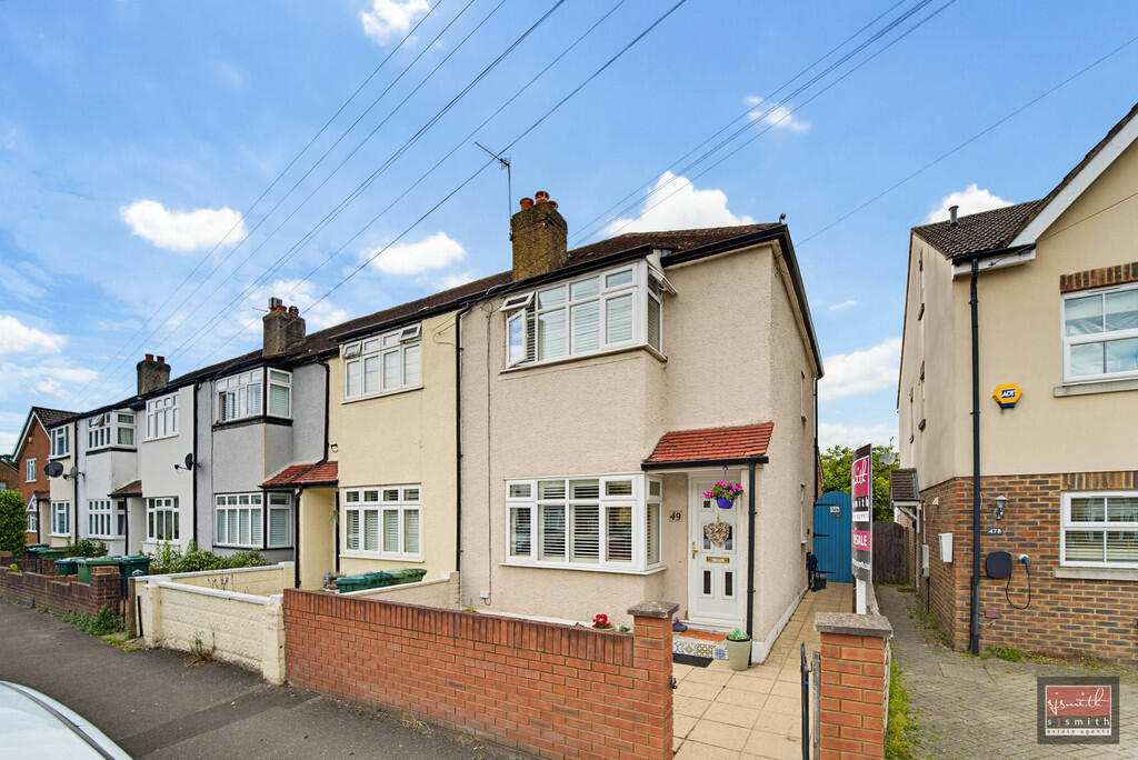 3-bed terraced on Warwick Road, Ashford, £469,950