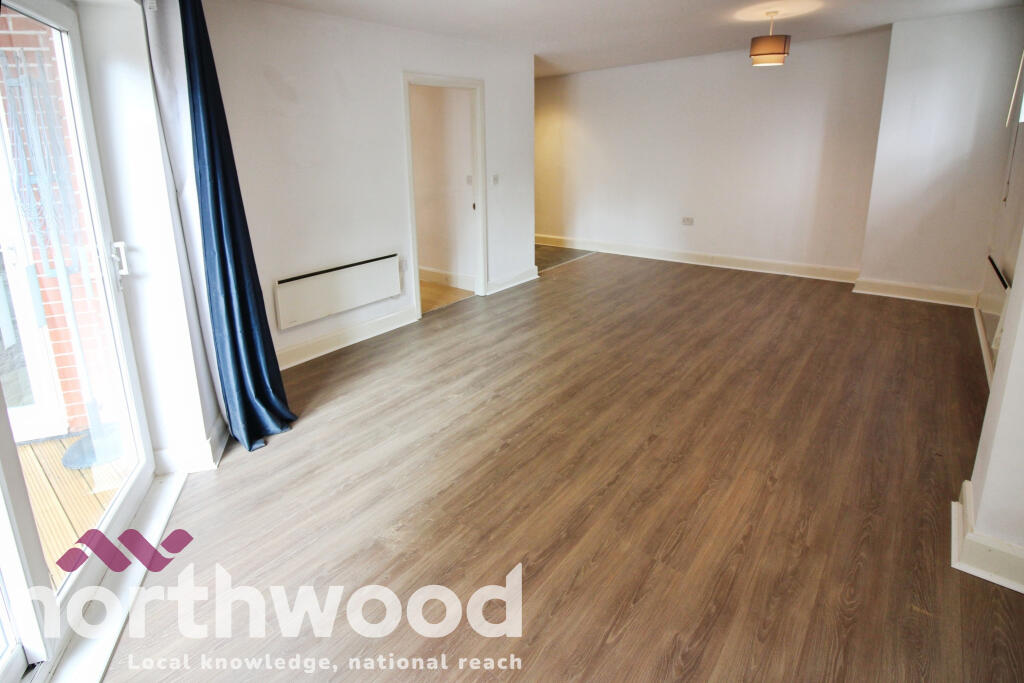 Apartment in Preston - More