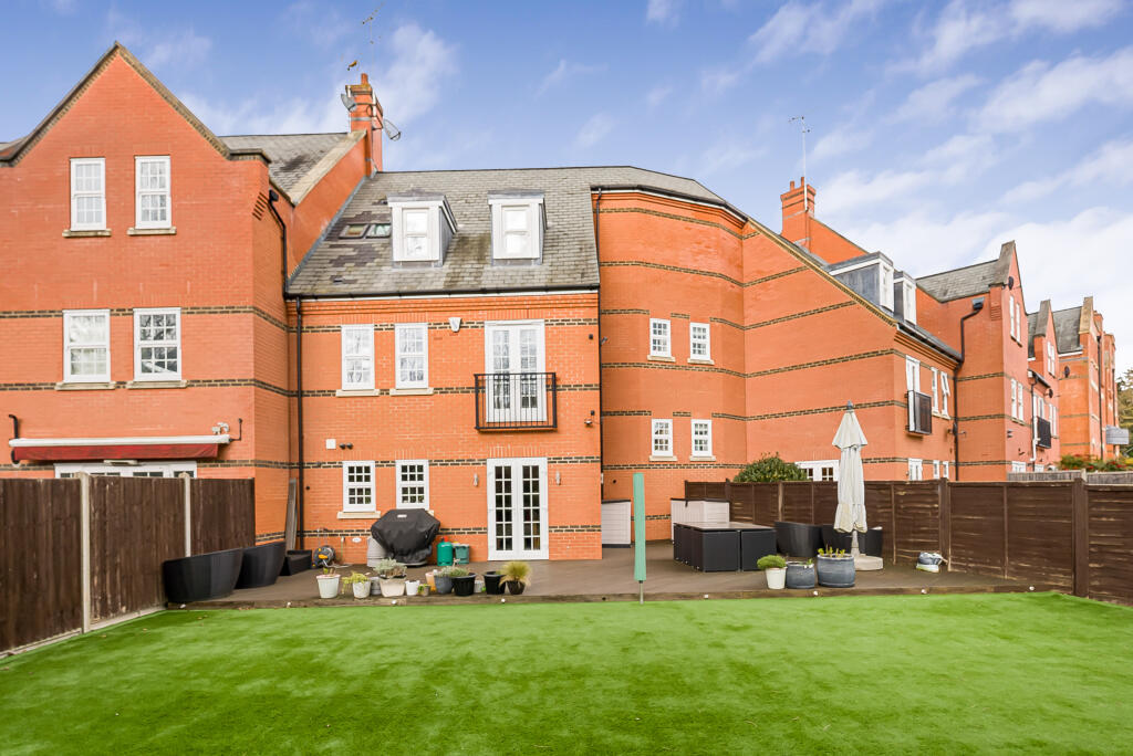 Additional image 30 of Boyes Crescent, London Colney, AL2