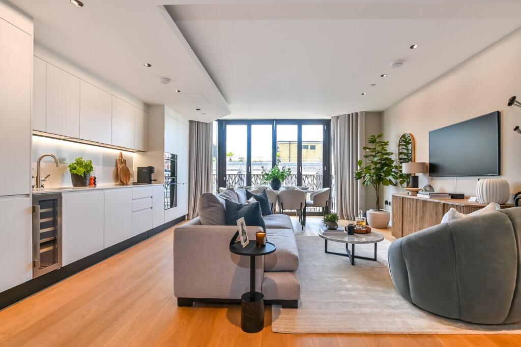 Apartment in London - View 3
