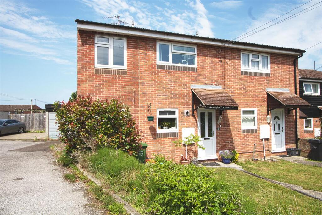Main image of property: The Foxgloves, Billericay