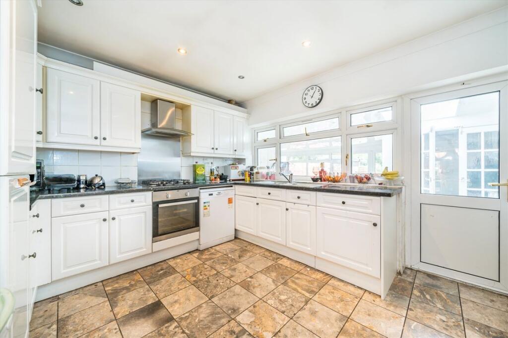 House in Twickenham - View 5