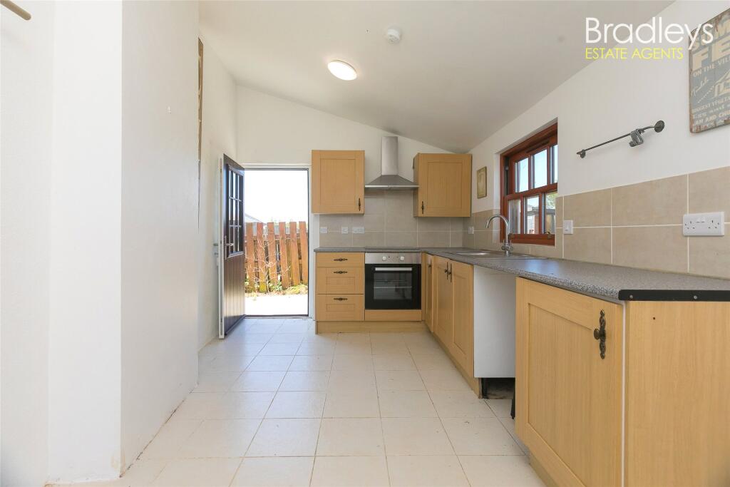 House in Porthcurno, St. Levan - View 4