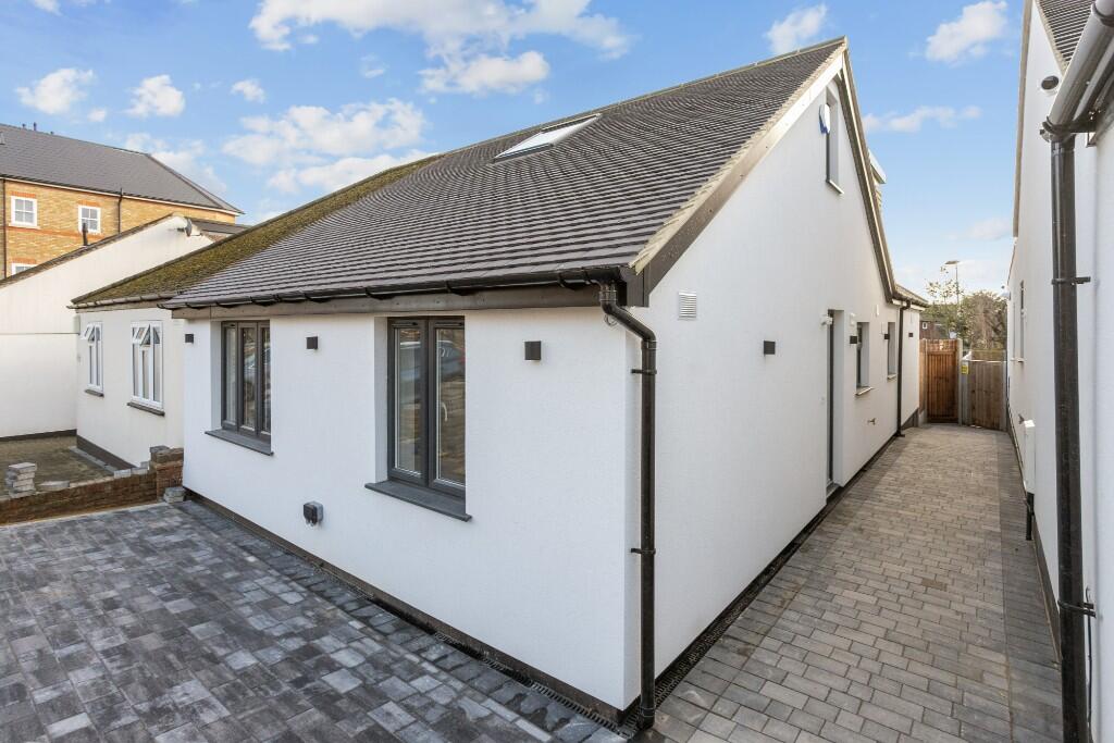 Main image of property: Princes Road, Buckhurst Hill, Essex, IG9