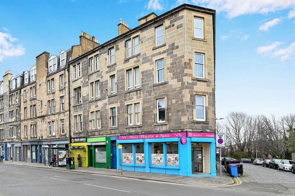 Main image of property: 51/2 Ferry Road, Edinburgh, EH6 4AF