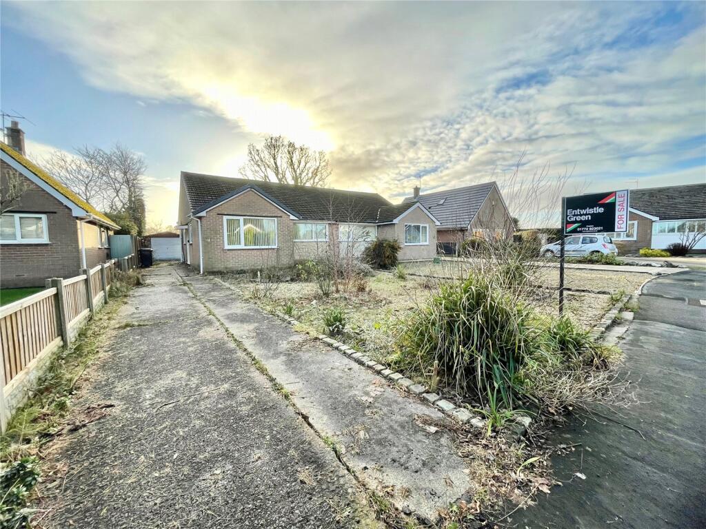 3-bed house on Crossfield, Hutton, Preston, Lancashire, PR4, £170,000