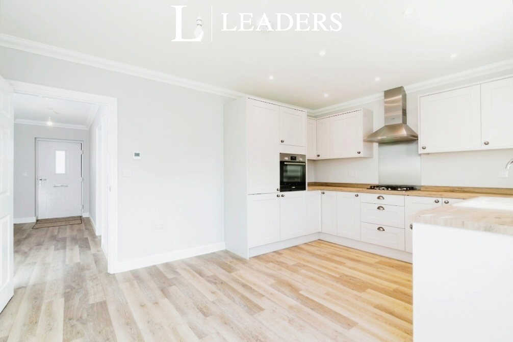 House in East Suffolk, St Johns Park, Bungay - More