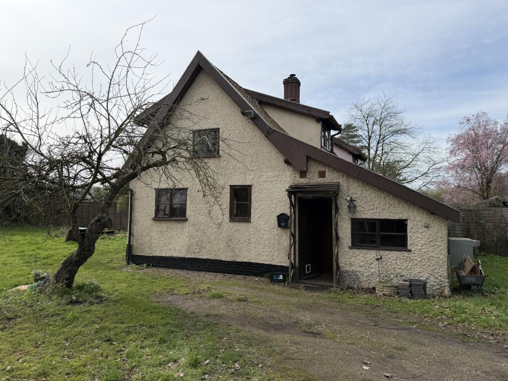 Appletree Cottage, Hargham Road, Attleborough, Norfolk NR17 1AZ photo 2