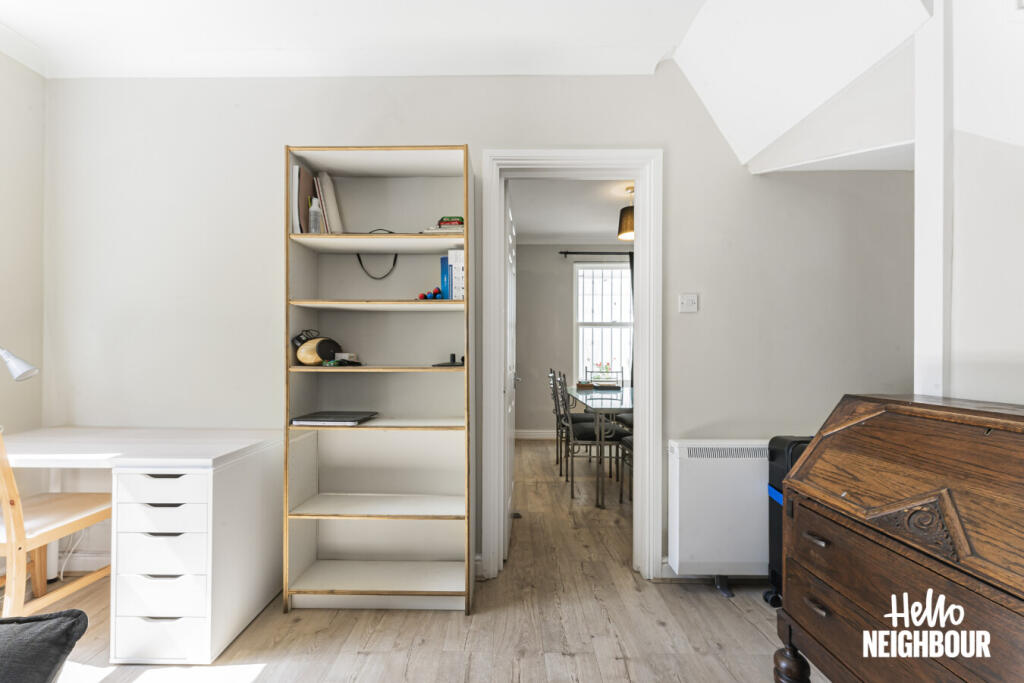 2 bedroom maisonette for rent