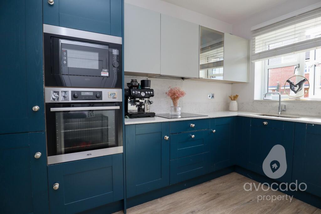 House in Hart, Fleet - View 5