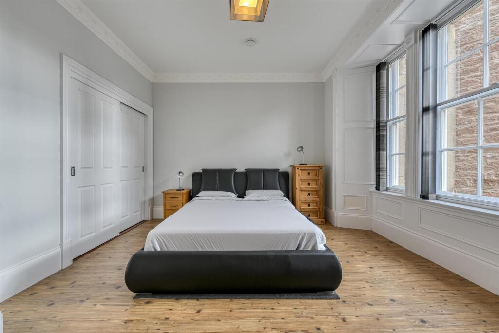 Apartment in Inverness - More