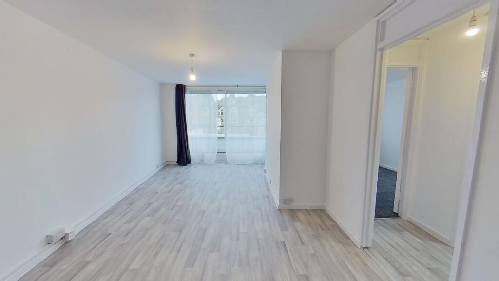 Main image of property: Cavendish House, Eastgate Gardens, Guildford, GU14AY