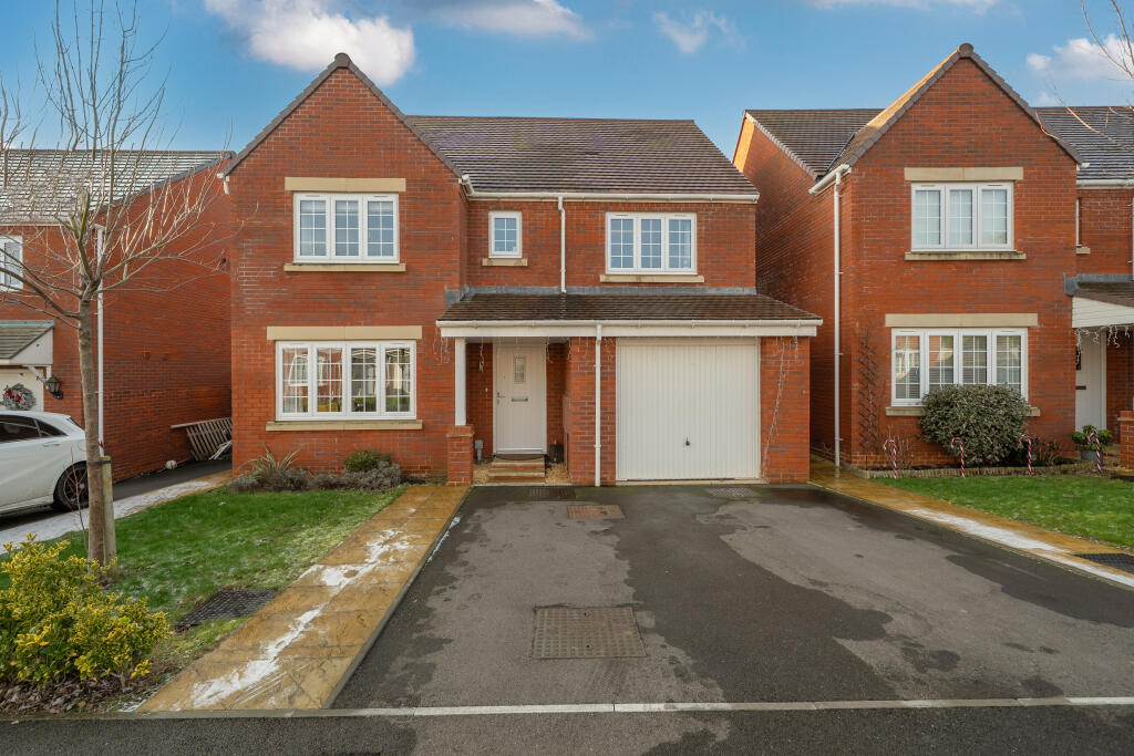 Main image of property: Cozens Grove, Shrivenham, Swindon, SN6