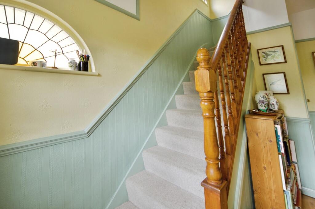 House in London, Collier Row - View 3