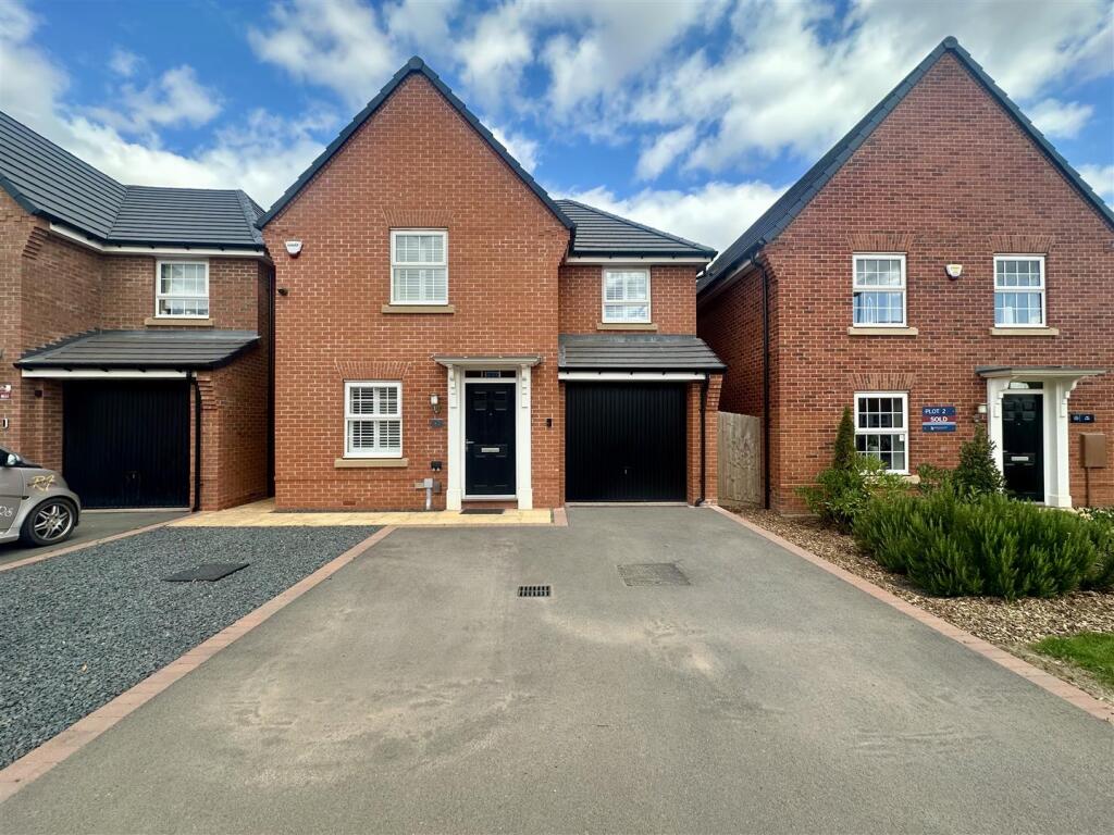 Main image of property: Baler Drive, Nuneaton