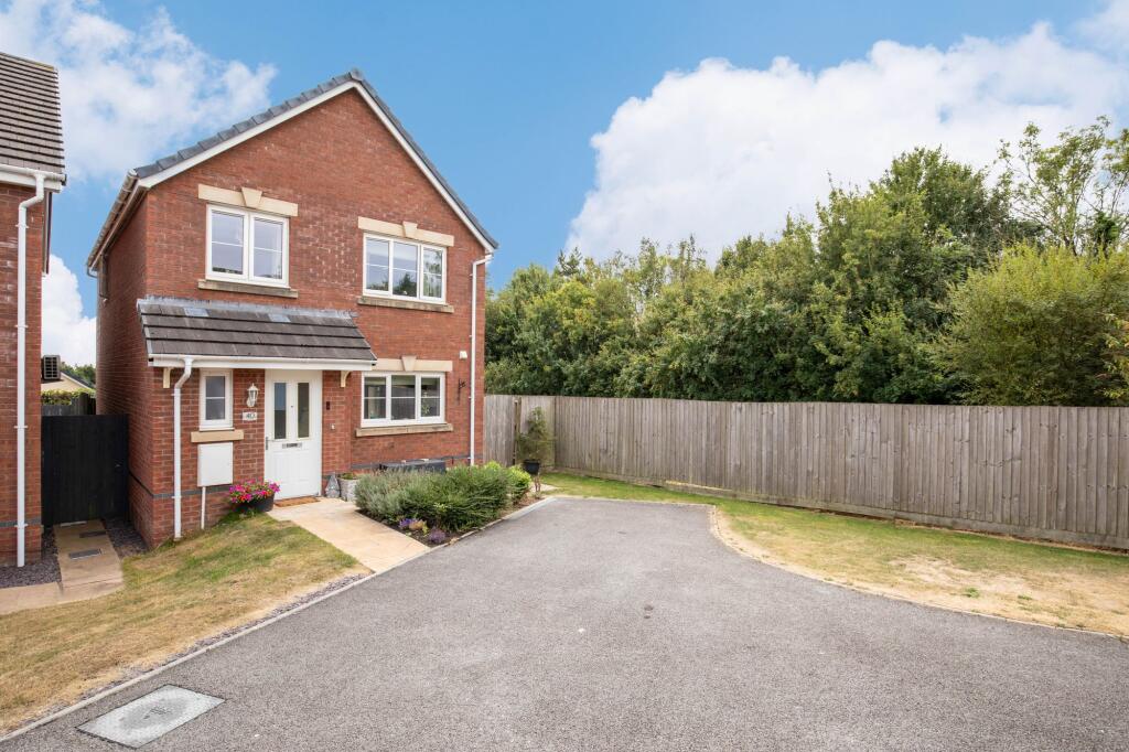 Main image of property: Clos Yr Eryr, Parc Derwen, Bridgend, CF35 6