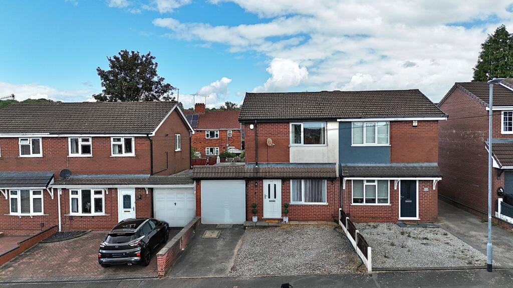 Main image of property: Worth Close, Stoke-On-Trent, ST3