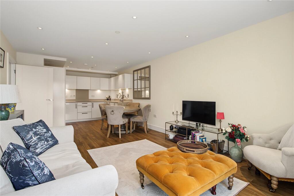 Main image of property: Queensland Road, London, N7