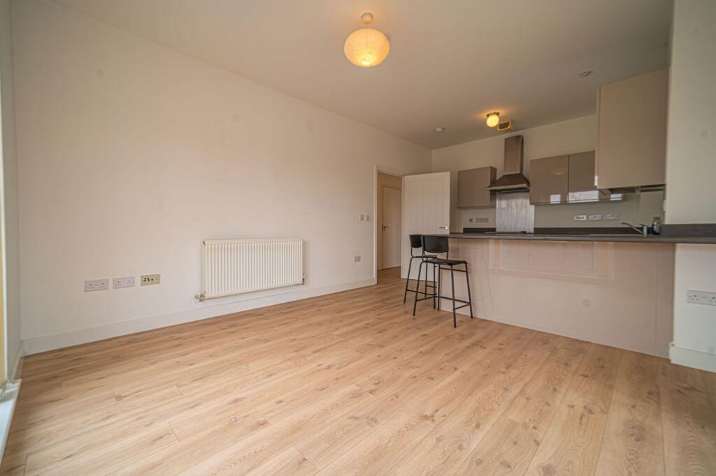 Apartment in Newport, Victoria - View 5