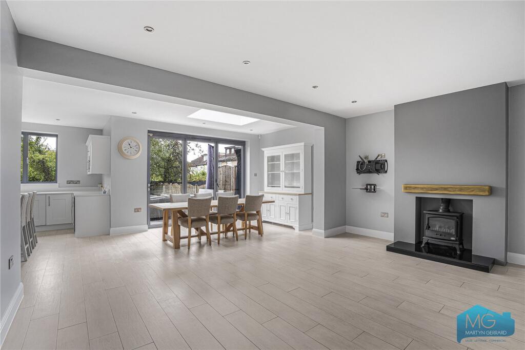 House in London - View 4