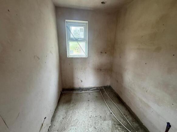SHOWER ROOM (possible)
