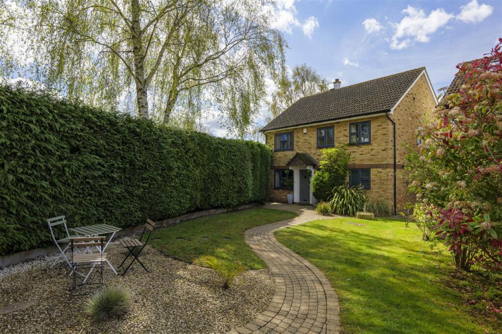 Main image of property: Shearers Close, Grove Green