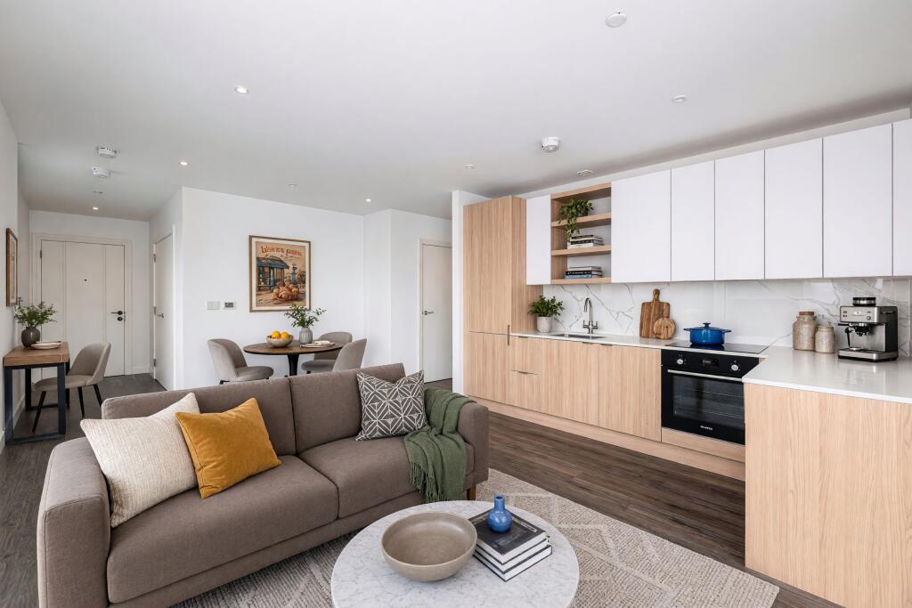 Apartment in London - More