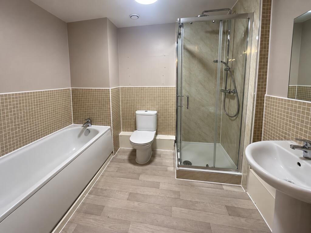Apartment in Birmingham, West Midlands - More