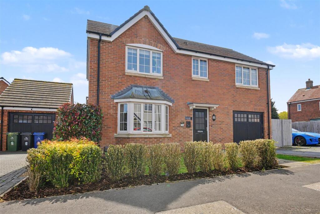 Main image of property: Alder Avenue, Humberston, Grimsby