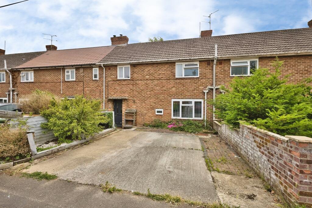 Tellis Cross, East Coker, Yeovil