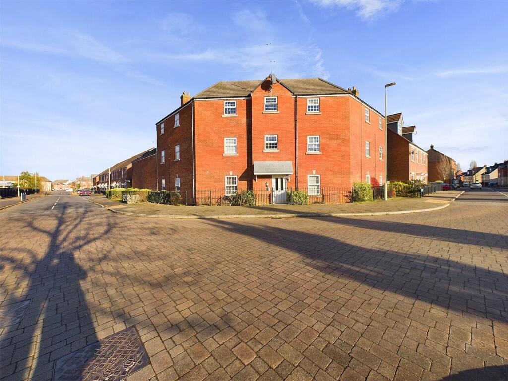 Main image of property: Goose Bay Drive Kingsway, Quedgeley, Gloucester, Gloucestershire, GL2