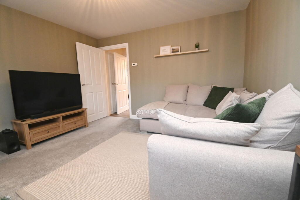 Castle Garden Street , Penistone, S36 8BD - More