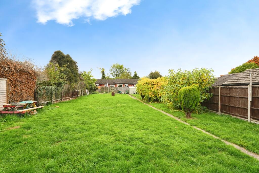 Coney Hill Road, Gloucester, Gloucestershire, GL4 photo 2