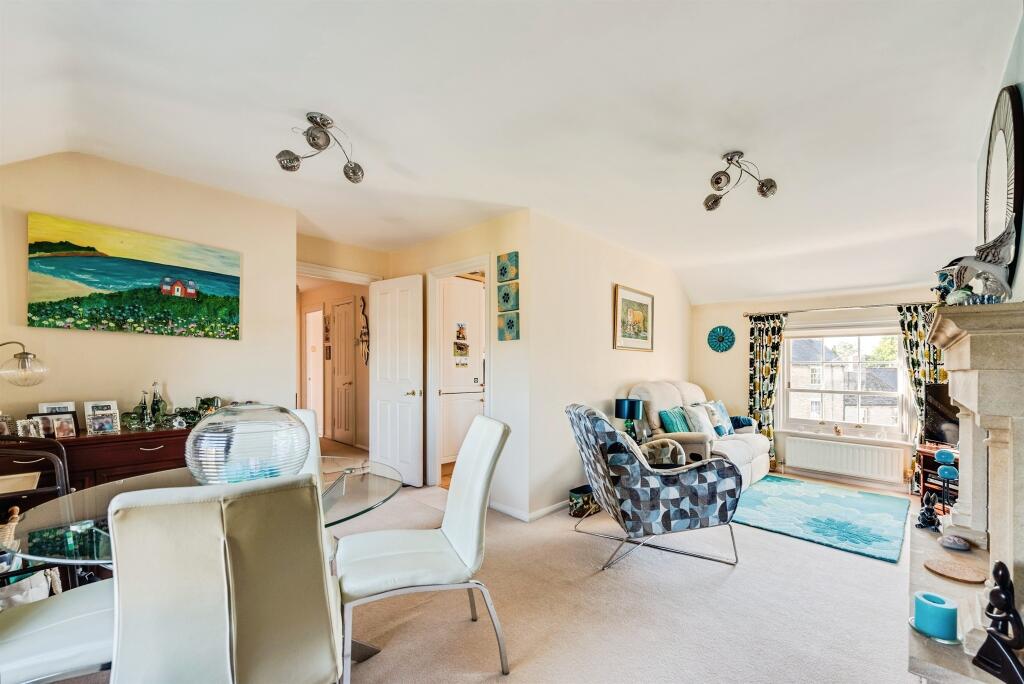 Apartment in Bampton, Weald - View 4