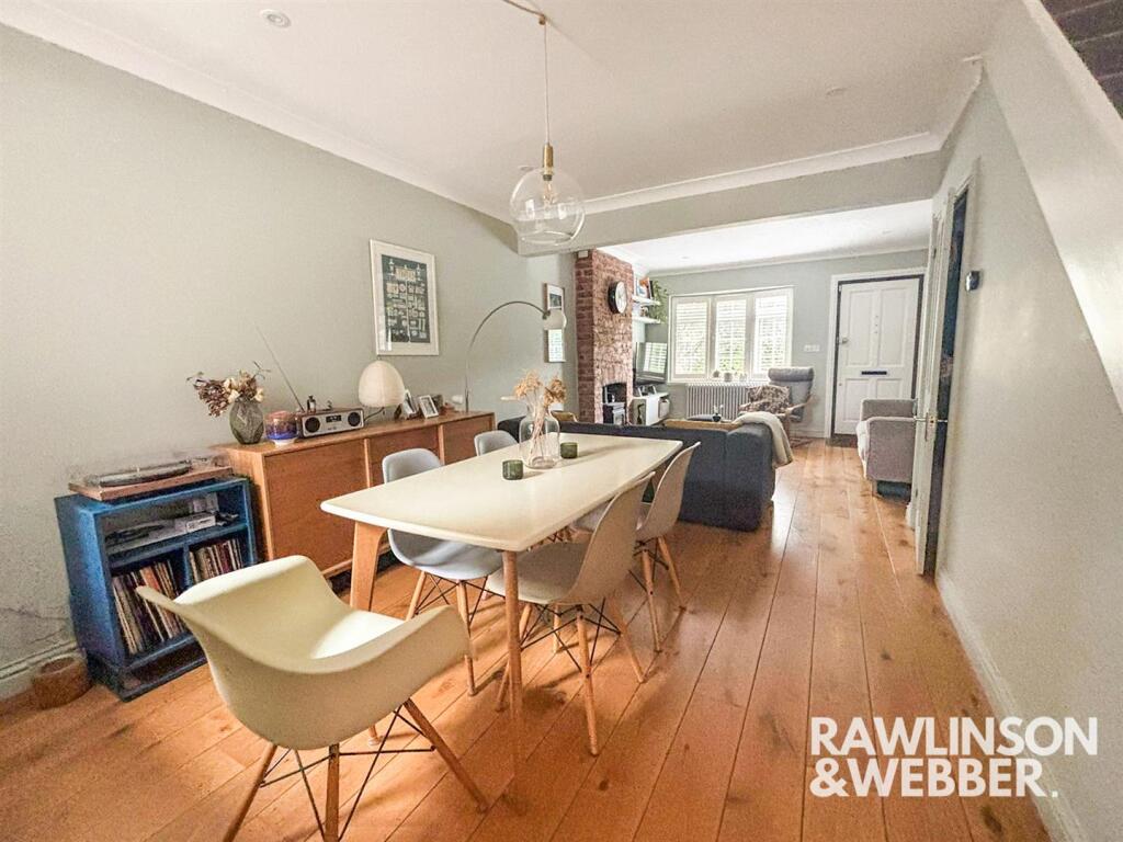 House in Elmbridge, West Molesey, Molesey - View 4