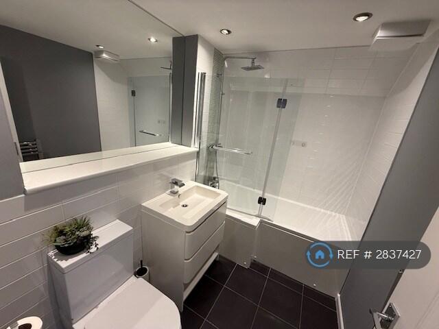 Additional image 11 of Hutcheon St, Aberdeen, AB25