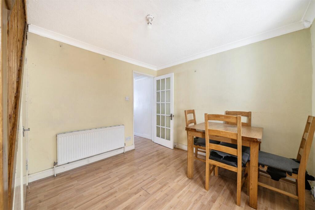 Amity Road, Reading - More