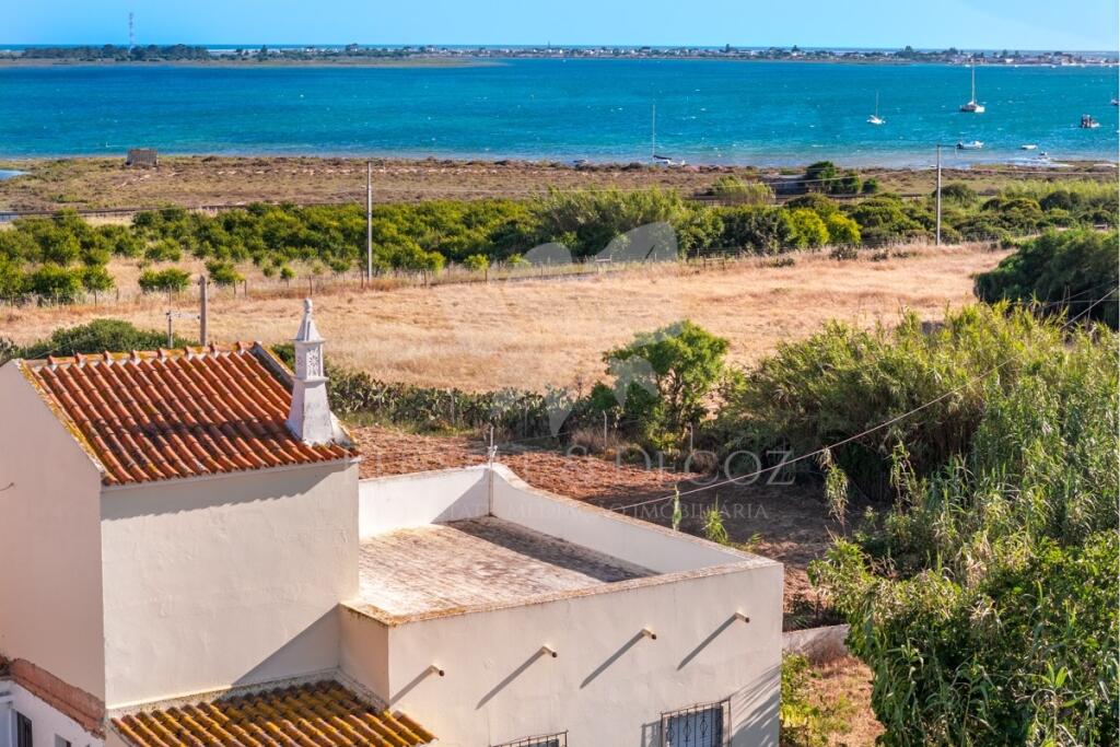 Main image of property: Algarve, Moncarapacho