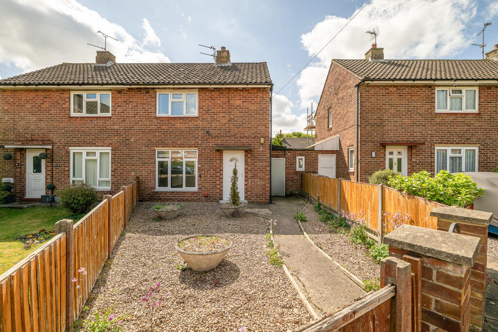Main image of property: Swaby Close, Lincoln, Lincolnshire, LN2 2AH