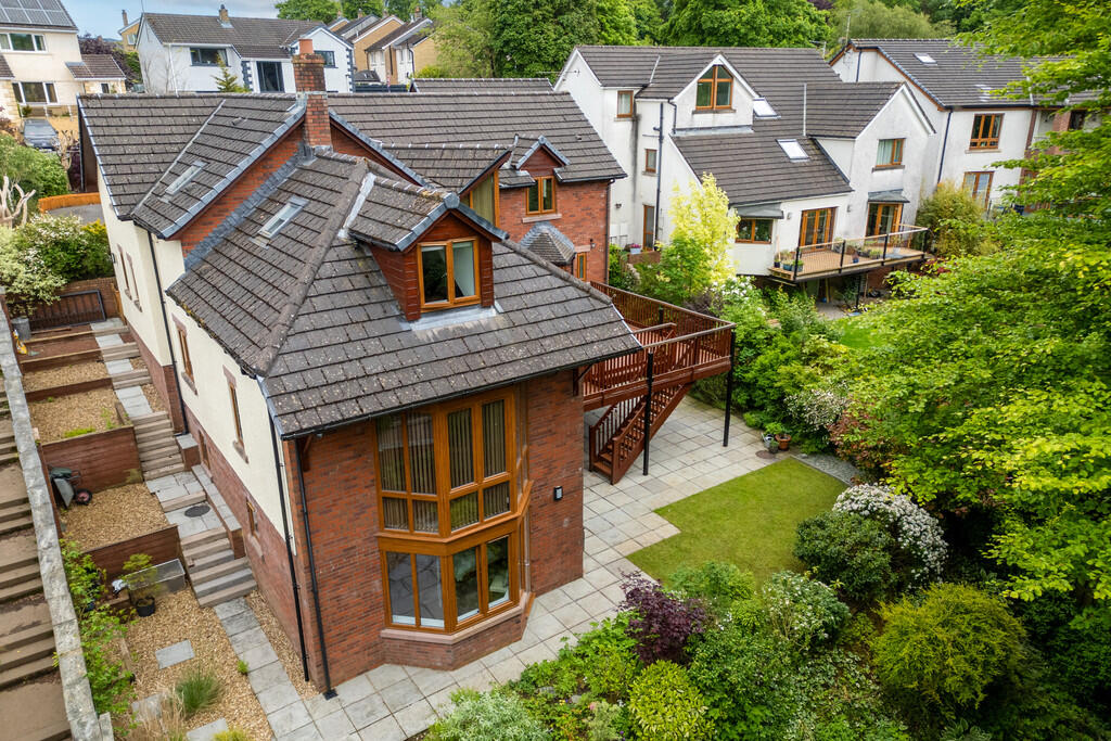5-bed detached on 48 Dale View, Cockermouth, Cumbria, CA13 9EN, £750,000