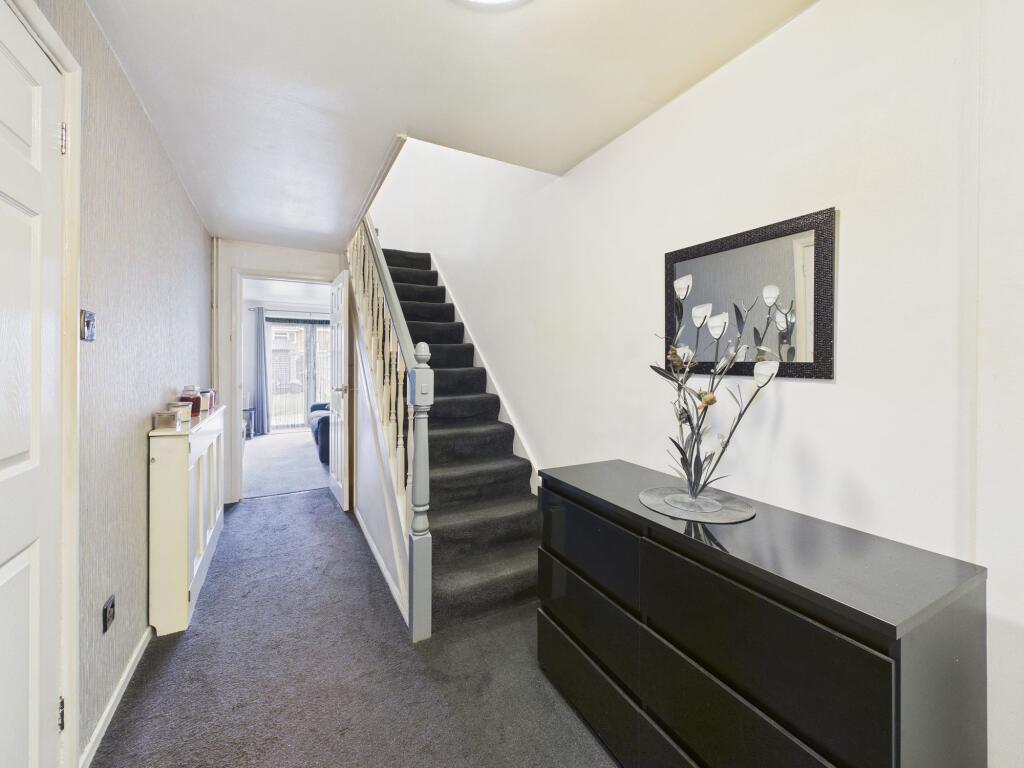 House in Southend-on-Sea - View 5