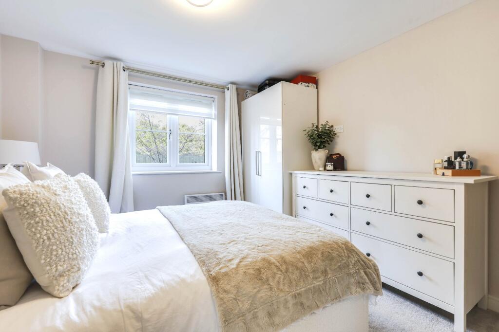 Additional image 6 of Waterside View, Harrogate Road, Bradford, West Yorkshire, BD10