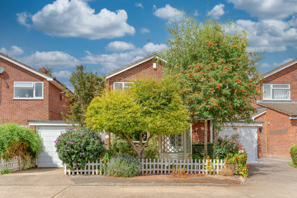 Main image of property: Cascadia Close, High Wycombe, HP11