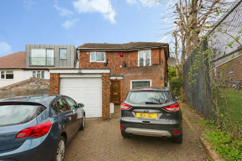 Main image of property: Carlton Terrace, London, SE26