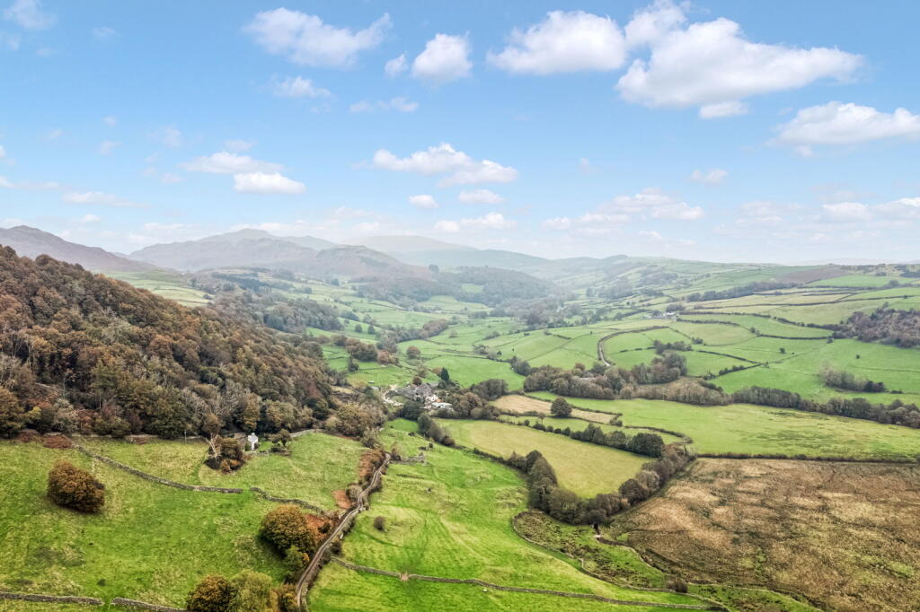 Middle Bleansley, Broughton-in-furness, Cumbria, LA20 6AR photo 4