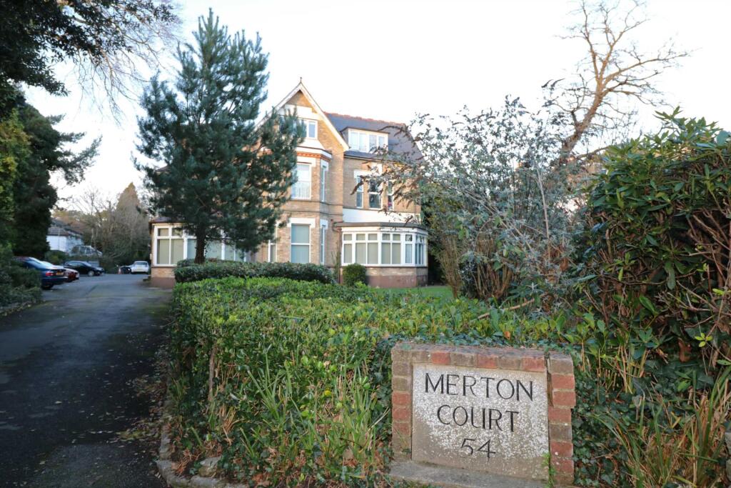 Main image of property: Bright Studio Flat in Boscombe