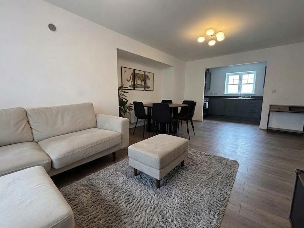 Apartment in London - View 2